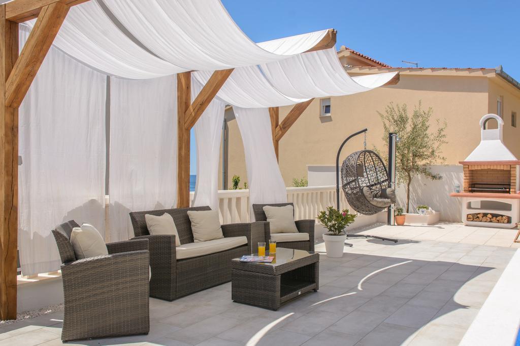 Apartments Villa Atlantis Trogir Exterior foto