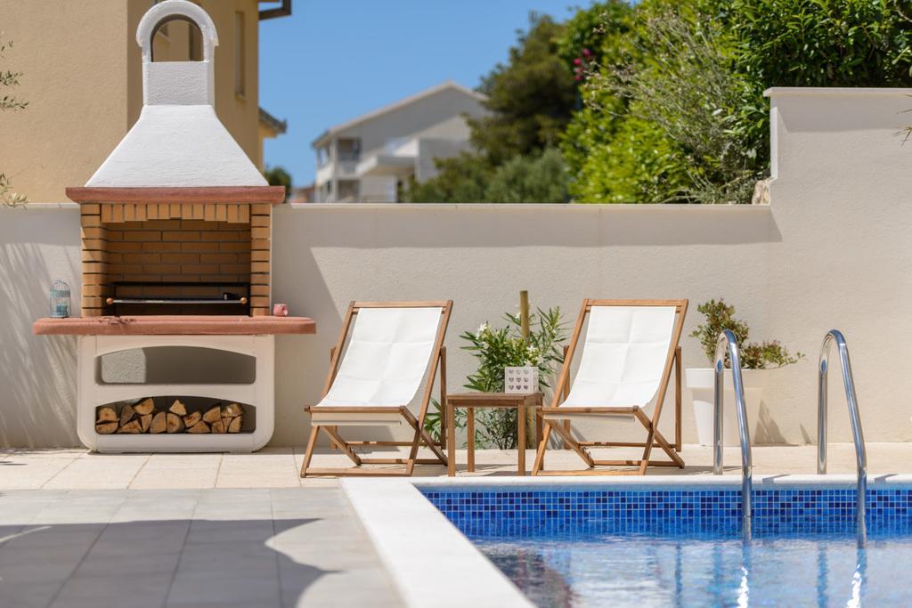 Apartments Villa Atlantis Trogir Exterior foto