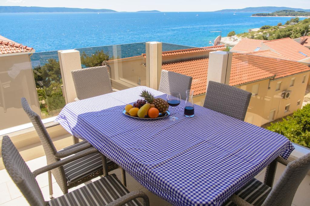 Apartments Villa Atlantis Trogir Exterior foto
