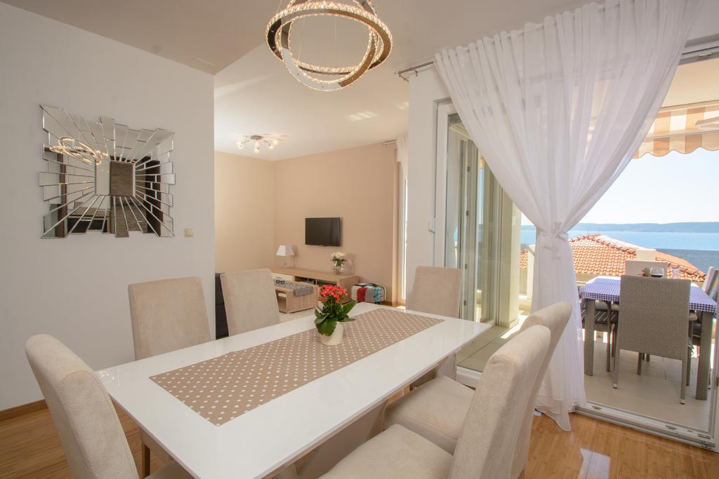 Apartments Villa Atlantis Trogir Exterior foto