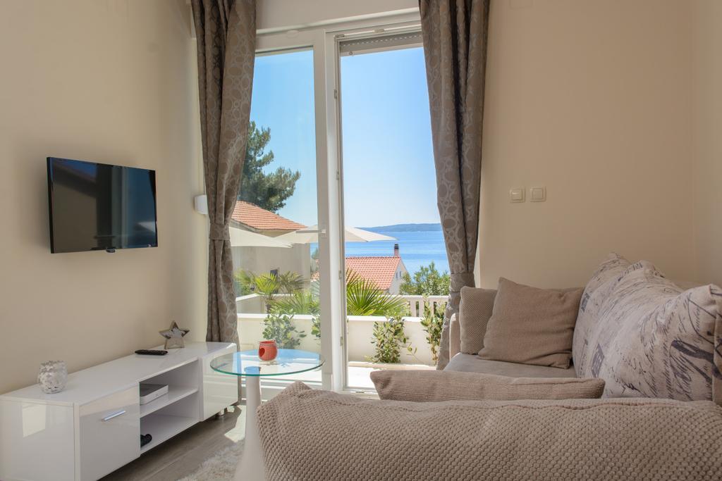 Apartments Villa Atlantis Trogir Exterior foto
